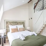 5 Two Bedrooms Champs Elysees Arc De Triomphe Ac