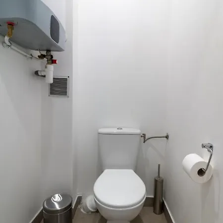 Apartment 5 Two Bedrooms Champs Elysees Arc De Triomphe Ac Paris